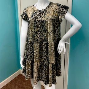 NWT Entro Boutique Dress